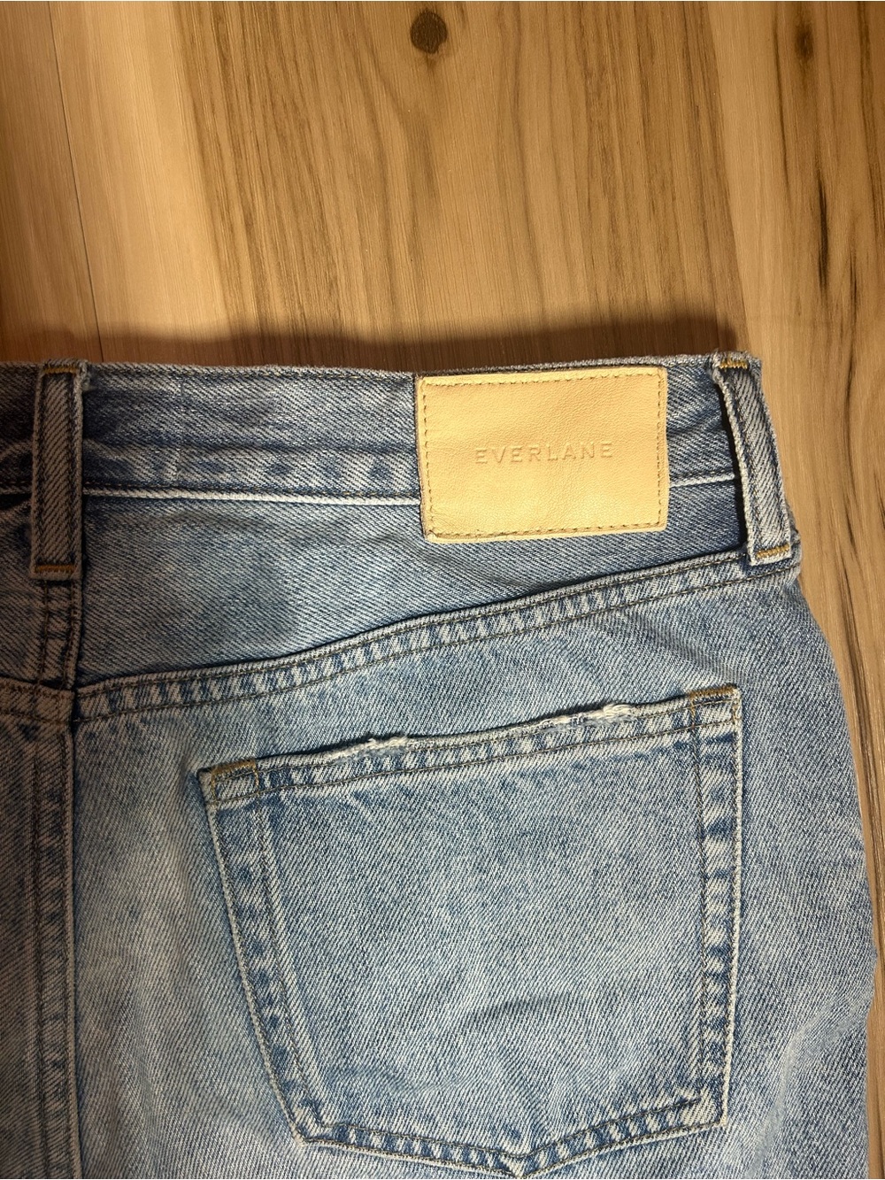 Everlane High Rise Vintage Cut Denim Shorts – Light Wash, Size 26 - Picture 4 of 4
